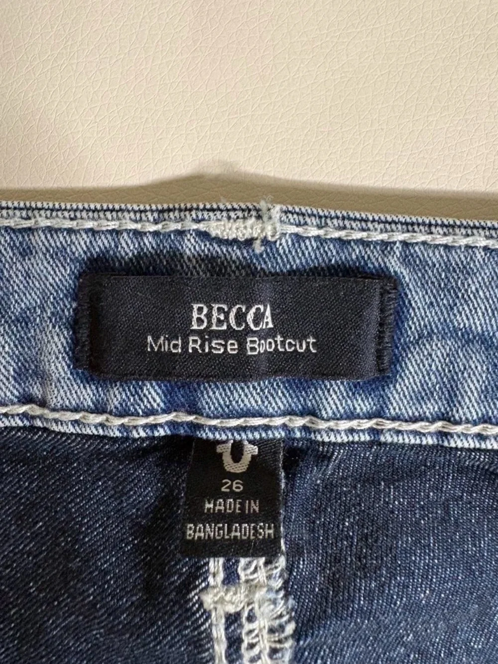 True Religion Becca Bootcut Jeans Size 26 NWT Light Melon